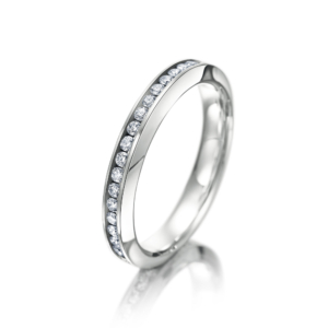 Verlobungsringe online entdecken Juwelier Winkler in Tirol. Die neuesten Styles & Trends in unterschiedlichen Ringformen & Variationen.